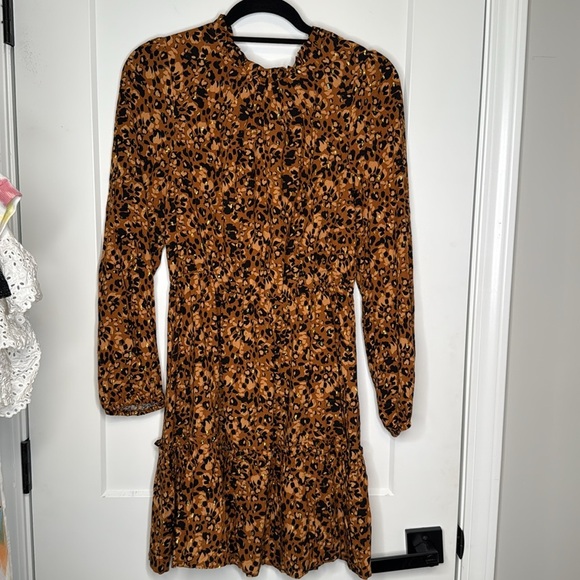 Sugarlips NWT Leopard Print Long Sleeve Ruffle Hem Mini Dress - M - Picture 4 of 12